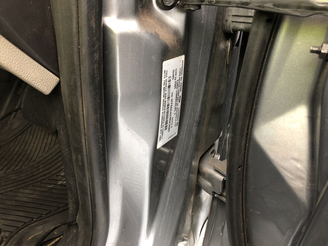 9K Yellow GLD 0.15CT HI I1 DIAMOND SAPPHIRE RNG