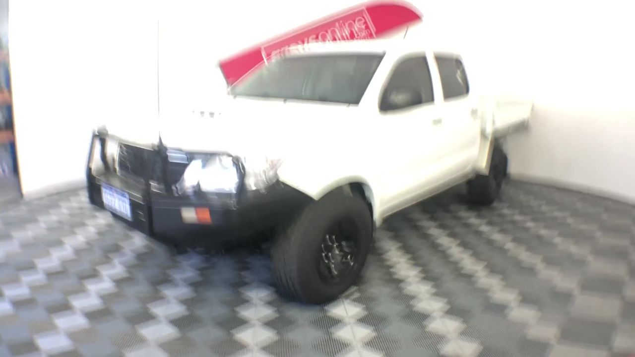 Unisex Black Volcanic Lava Rock Beaded Crystal Initial "I" Bracelet -Yellow