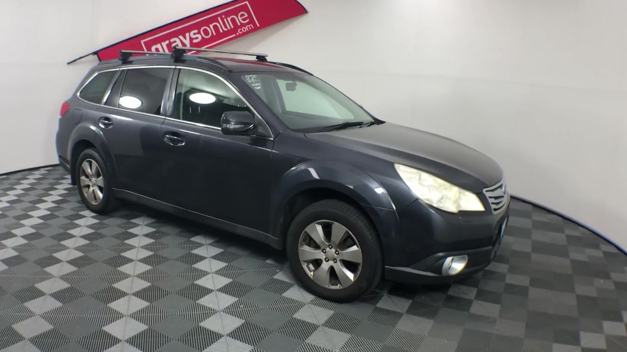 5 x Flexi Conveyor Augers In Varying Configurations And Lengths