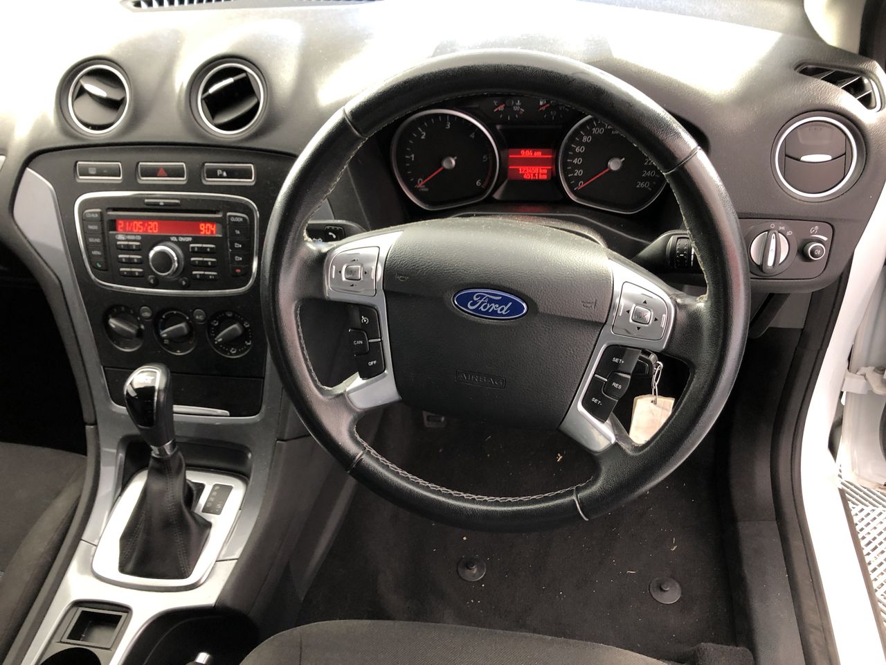 19 Crimes Hard Chardonnay (6x 750mL).