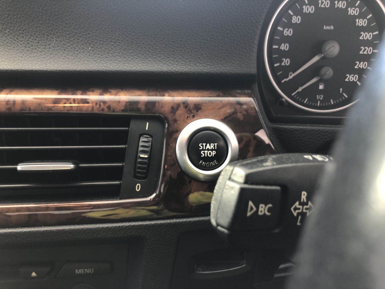 Von Rieben Shiraz 2023 (12x 750mL) South Australia