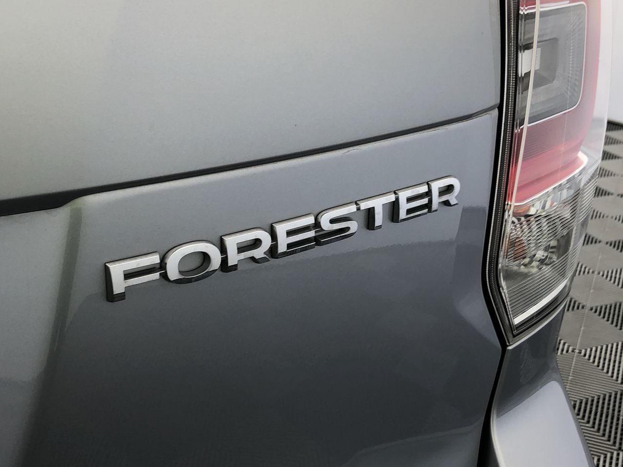 Yellowbox Mid Strength Pinot Noir 2023 (12x 750mL) SA