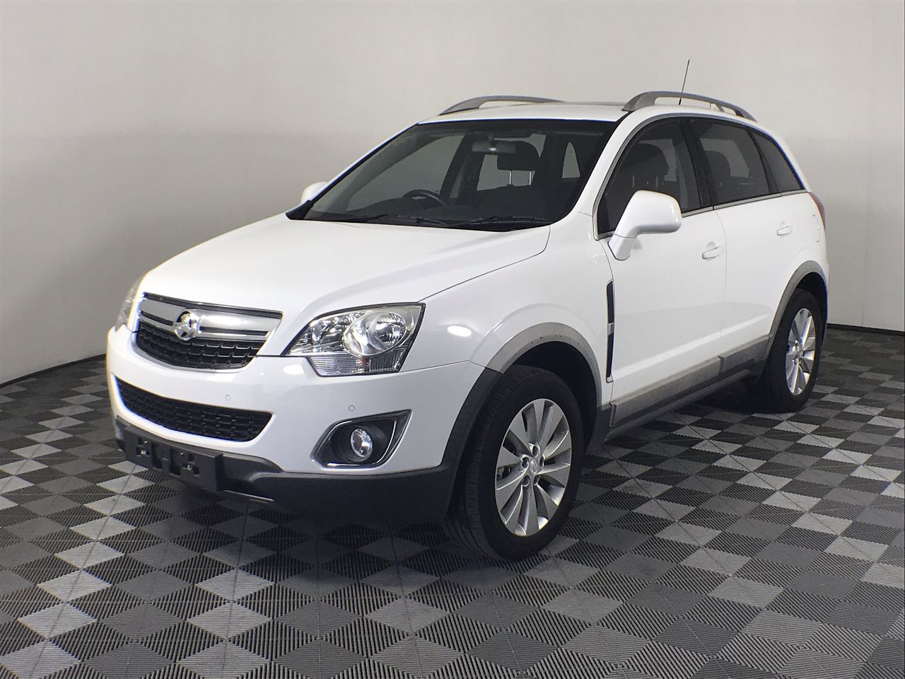 Assorted Electronics & Accessories. NB: Products Are Untested/Condition Unk