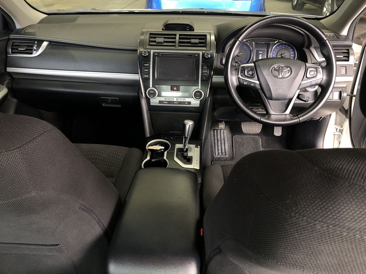 <p>2023 Jawa Stealth 12 Caravan</p>