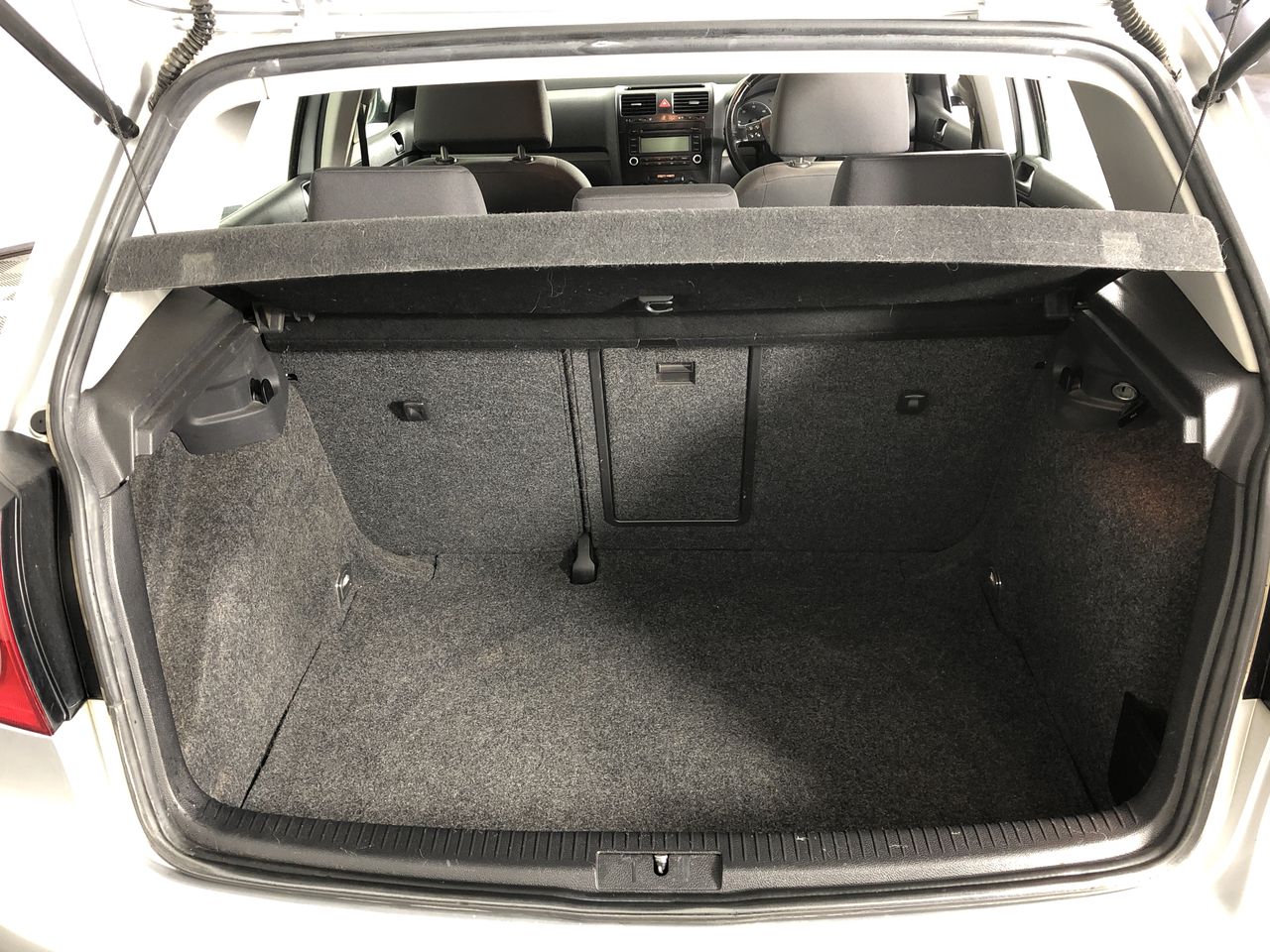 Ponte Prosecco DOC NV (6x 750mL). Italy