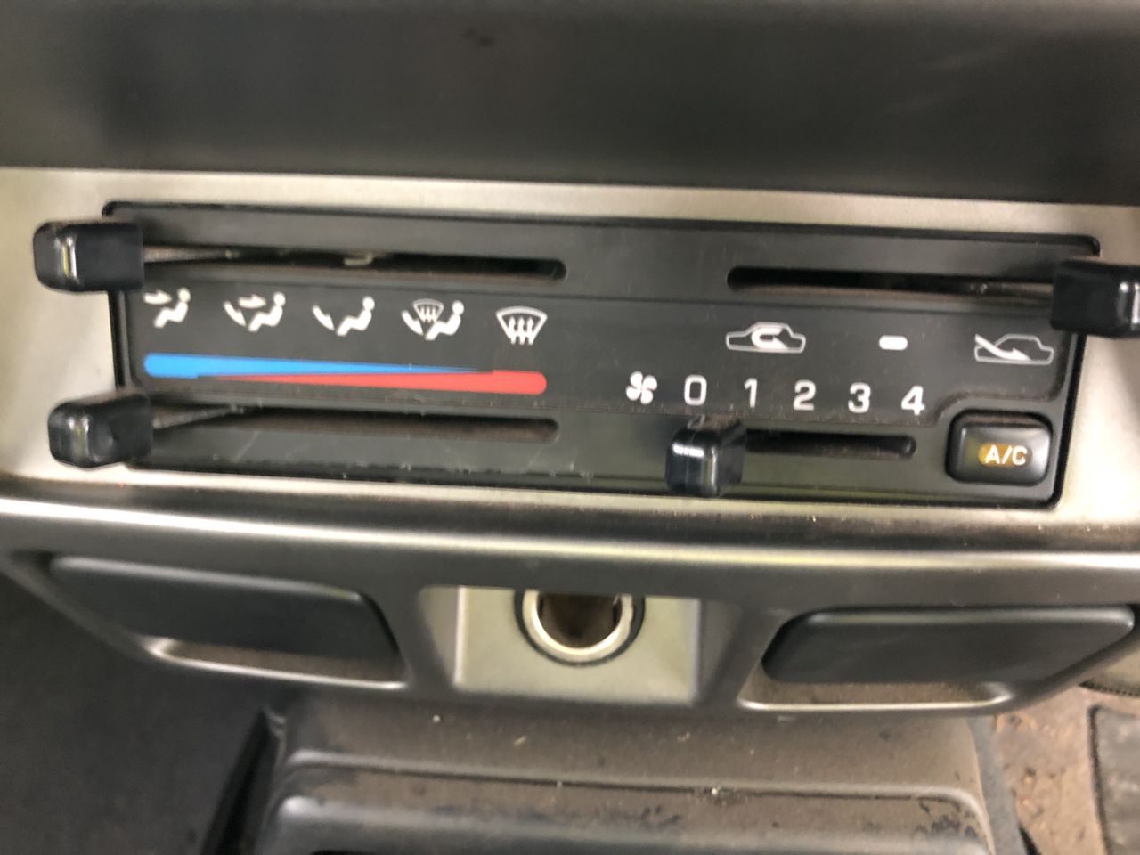 Thomson Estate River Lilies Sauvignon Blanc Semillon 2025 (12x 750mL) SA