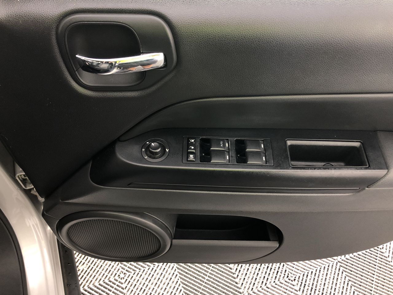 LEADER NBC-NJ50PU-15 Laptop i5-1XGen No RAM&HDD Black