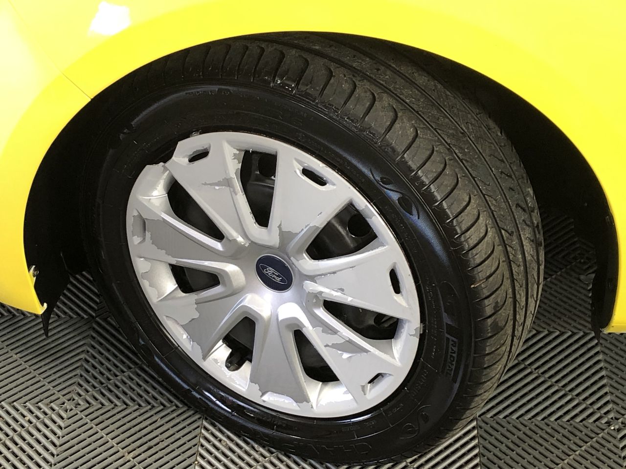 UNC 2023 $2 Vegemite Yellow RARE Coloured two dollar Coin