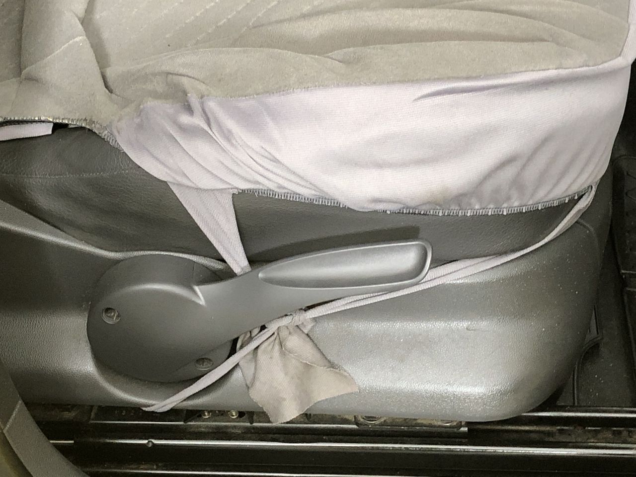 0.20 TCW yellow round various diamonds