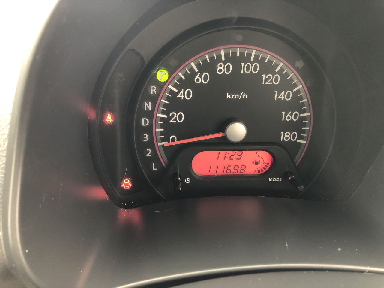 KIMBERLY-CLARK WYPALL Self-Dispensing Box of 150 Heavy Duty Cleaning Wipes,