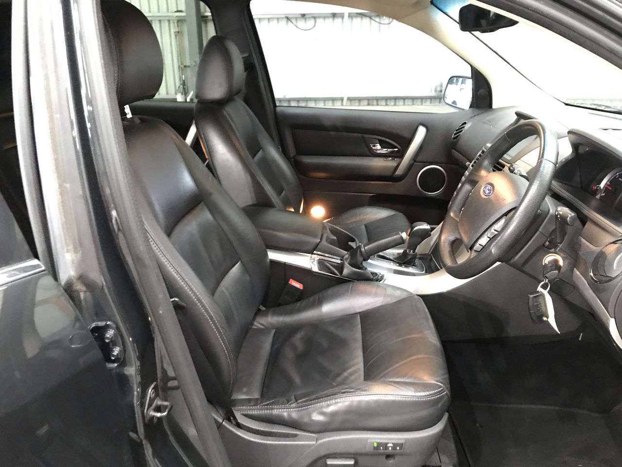 BOSCH 750W Electric Angle Grinder 125 mm, for Grinding, Cutting, Brushing a