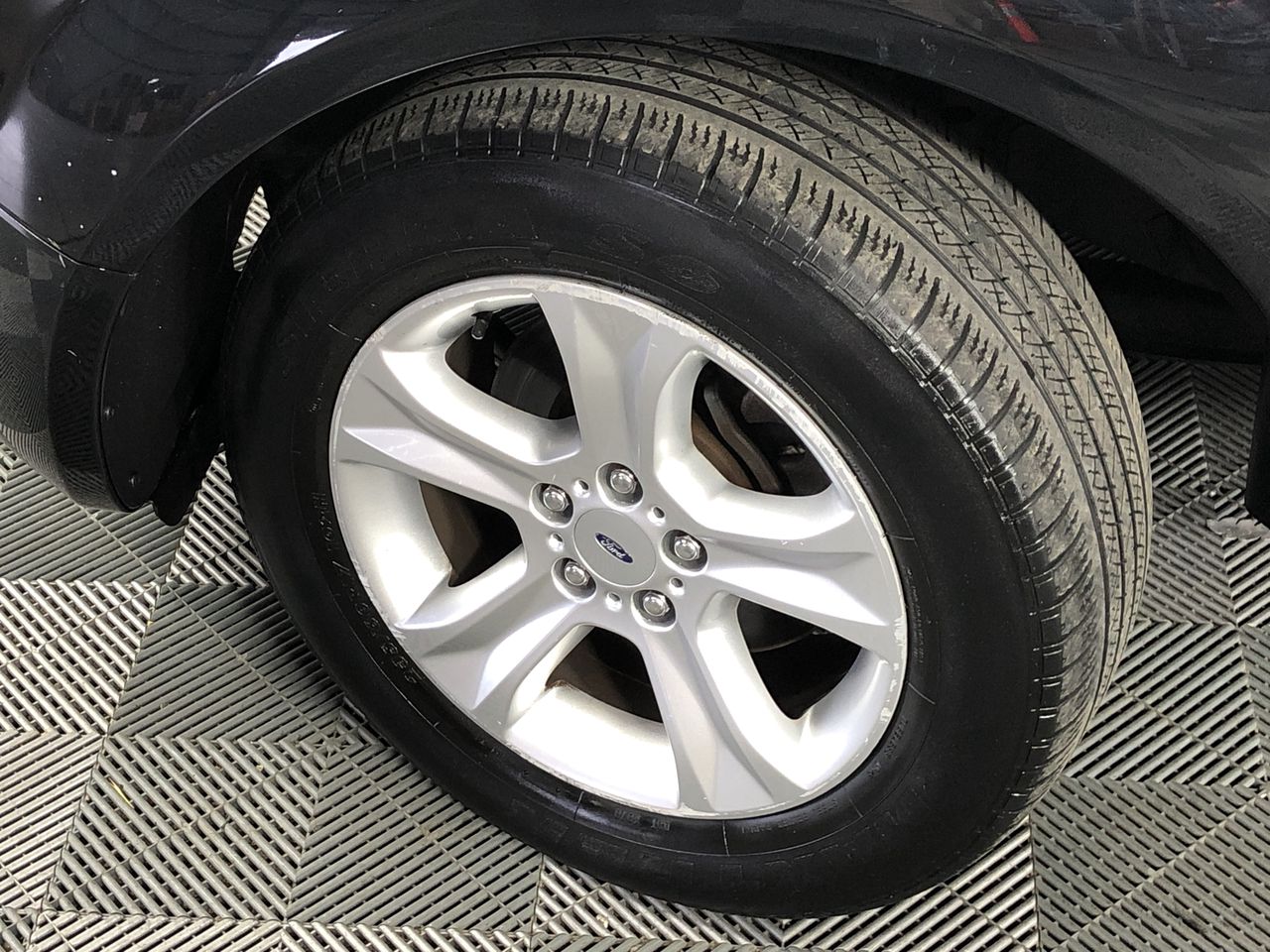 HolySmoke The Gordon Retro Portable Bluetooth Speaker - Black