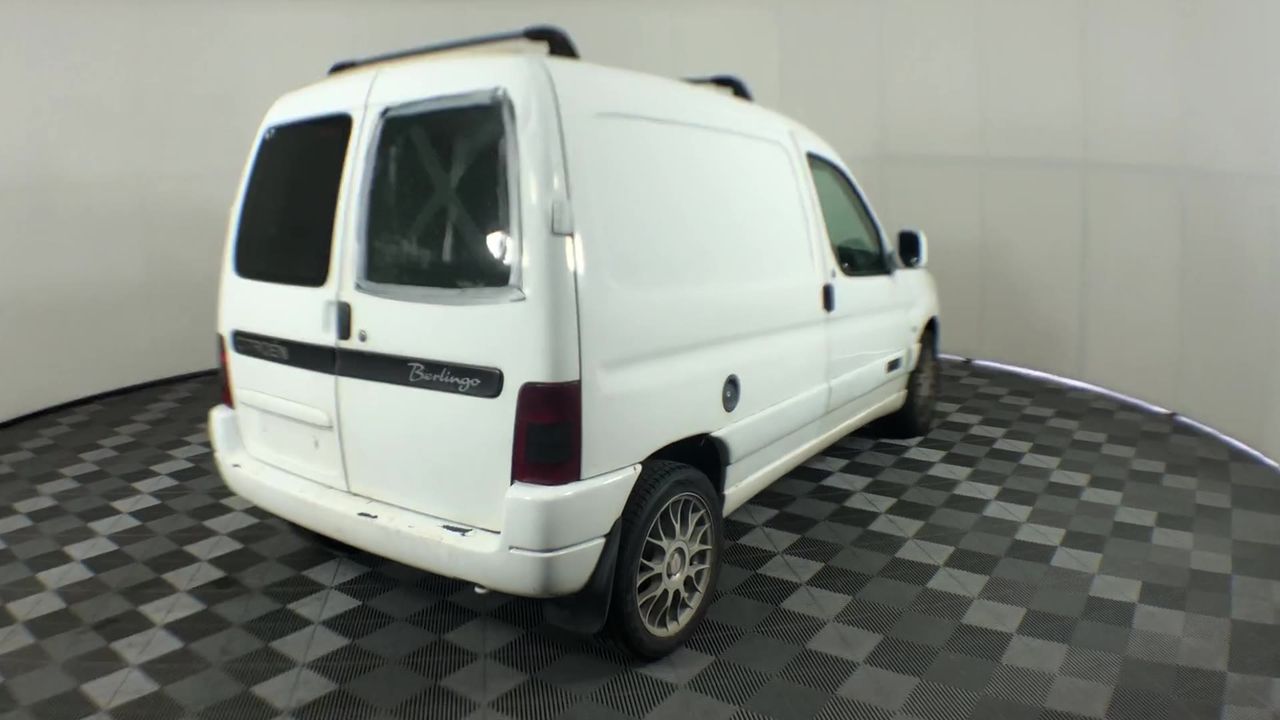 RIP CURL Girl's Summer Solstice Art Crew Sweatshirt, Size 8, Washed Black.