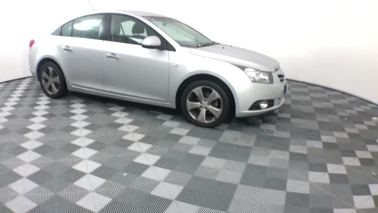 PUMA Men's 9-T Sneaker, Size US9/EU42, White/Puma Black/Alpine Snow, (39817