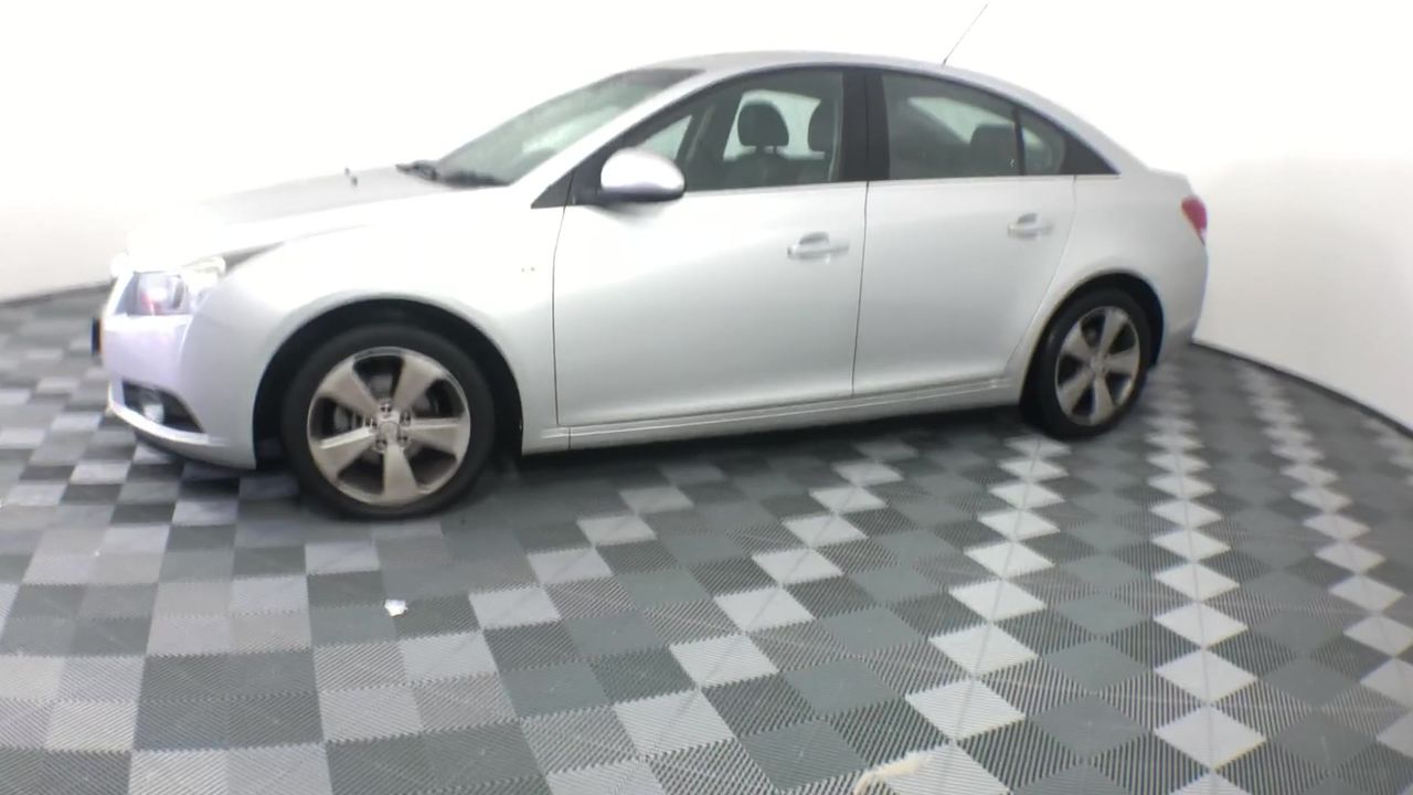 CHAMPION Women's C-Fit Split Flared Legging, Size M, Black, CQQHN.  Buyers