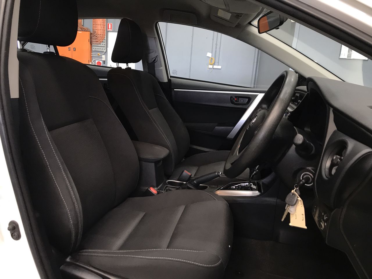 0.04 white baggette diamond