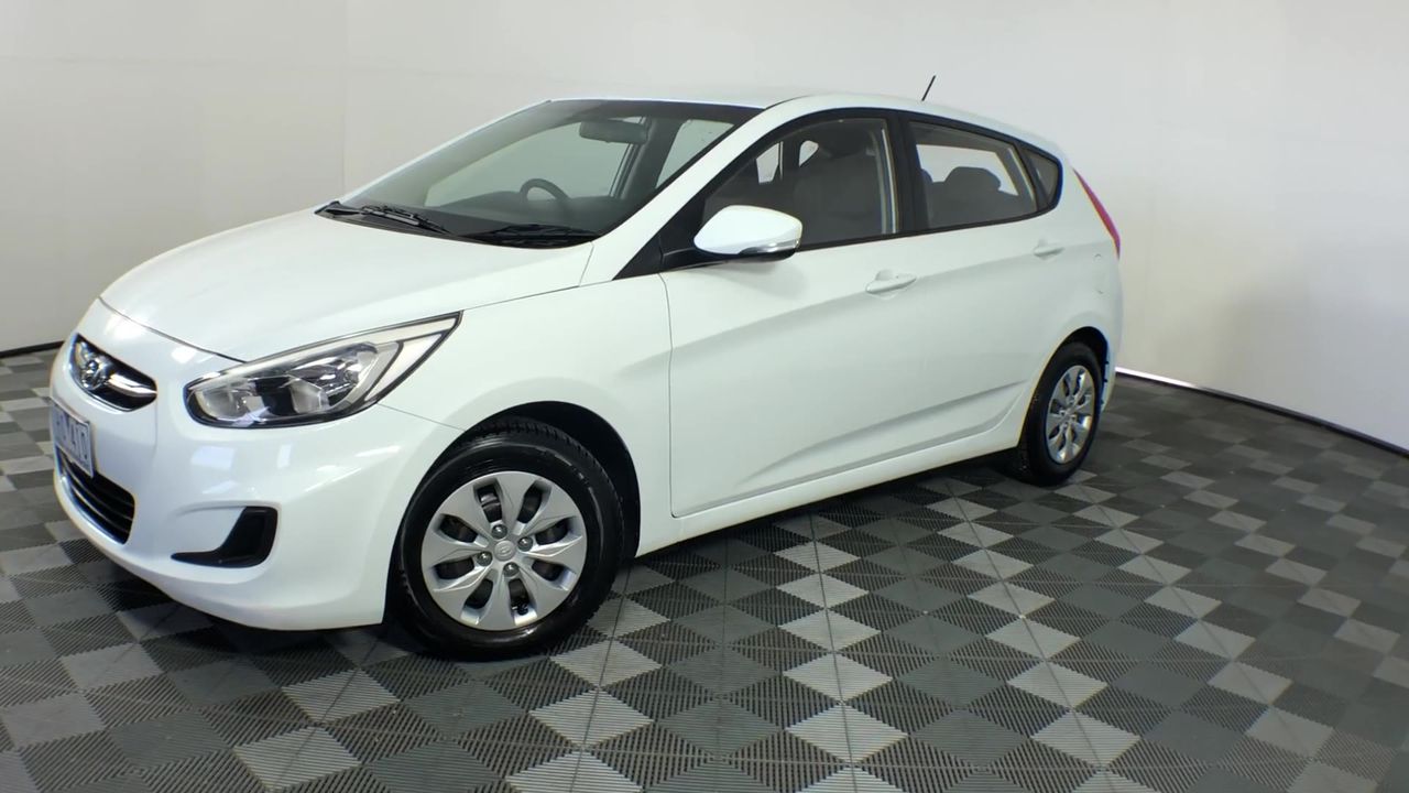 FORD FALCON GT 351 Certified 1/10th Oz (Approx) 999 Silver Bullion Coin