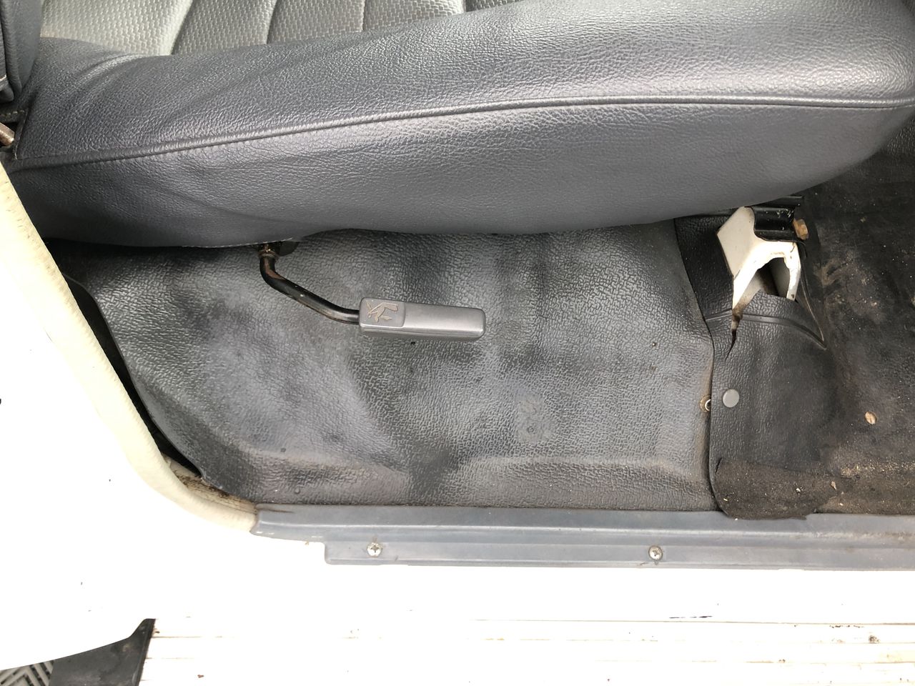 Standing People Pinot Grigio 2024 (6x 750mL) NSW