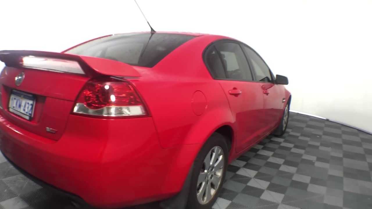 Bradman 5 Dollar Bi Metal Coin on Card of Issue 1996 Issued by RAM