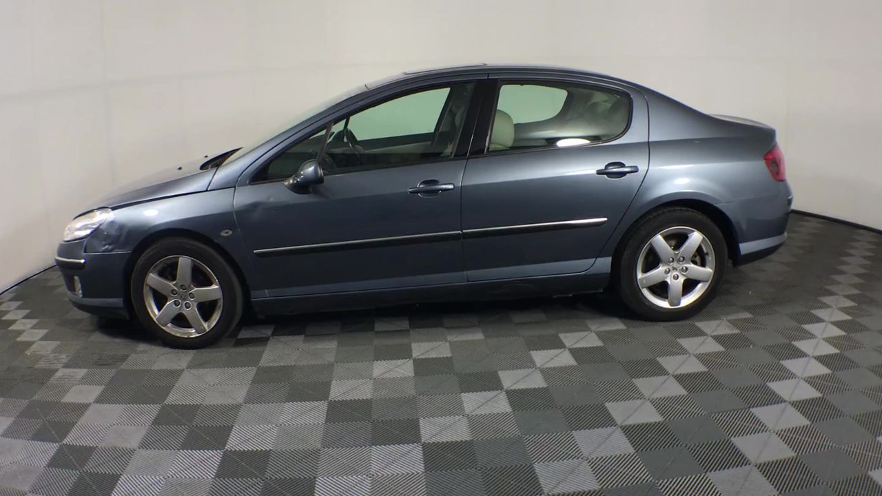 BIJ'OR - Genuine Pink Freshwater Pearl and Simulated Diamond Leaf Stud