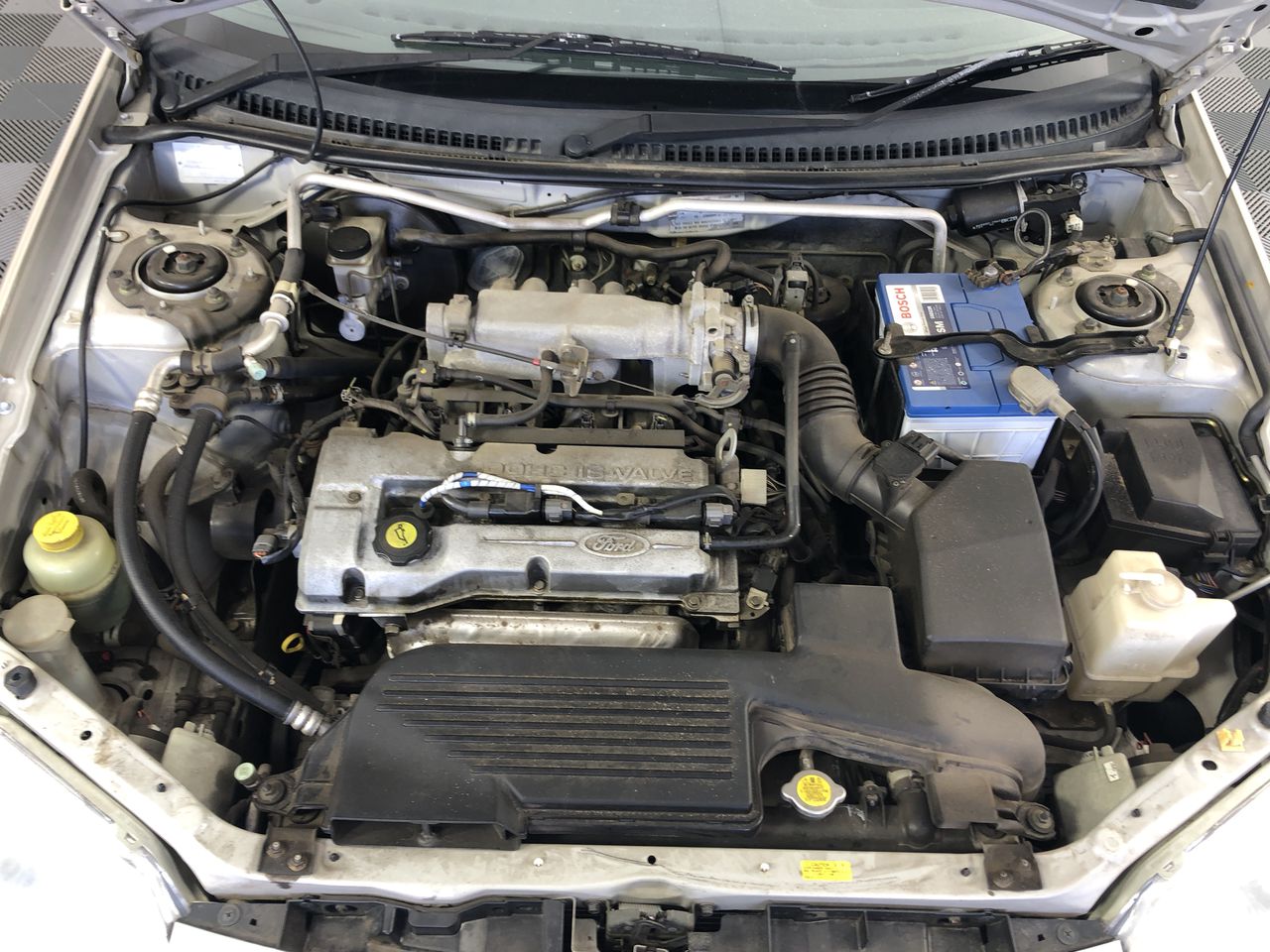 De Bortoli `Sacred Hill` Sparkling Brut NV (6x 750mL), Riverina, NSW.