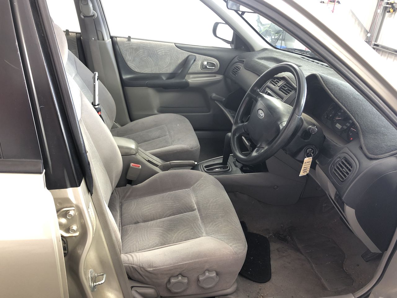 Duchesse De Paris Rosé Brut NV (6x 750mL), France.