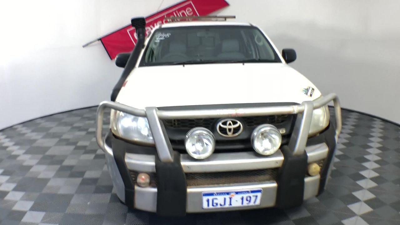 Designer Simulated Diamond Square Stud Earrings in Silver