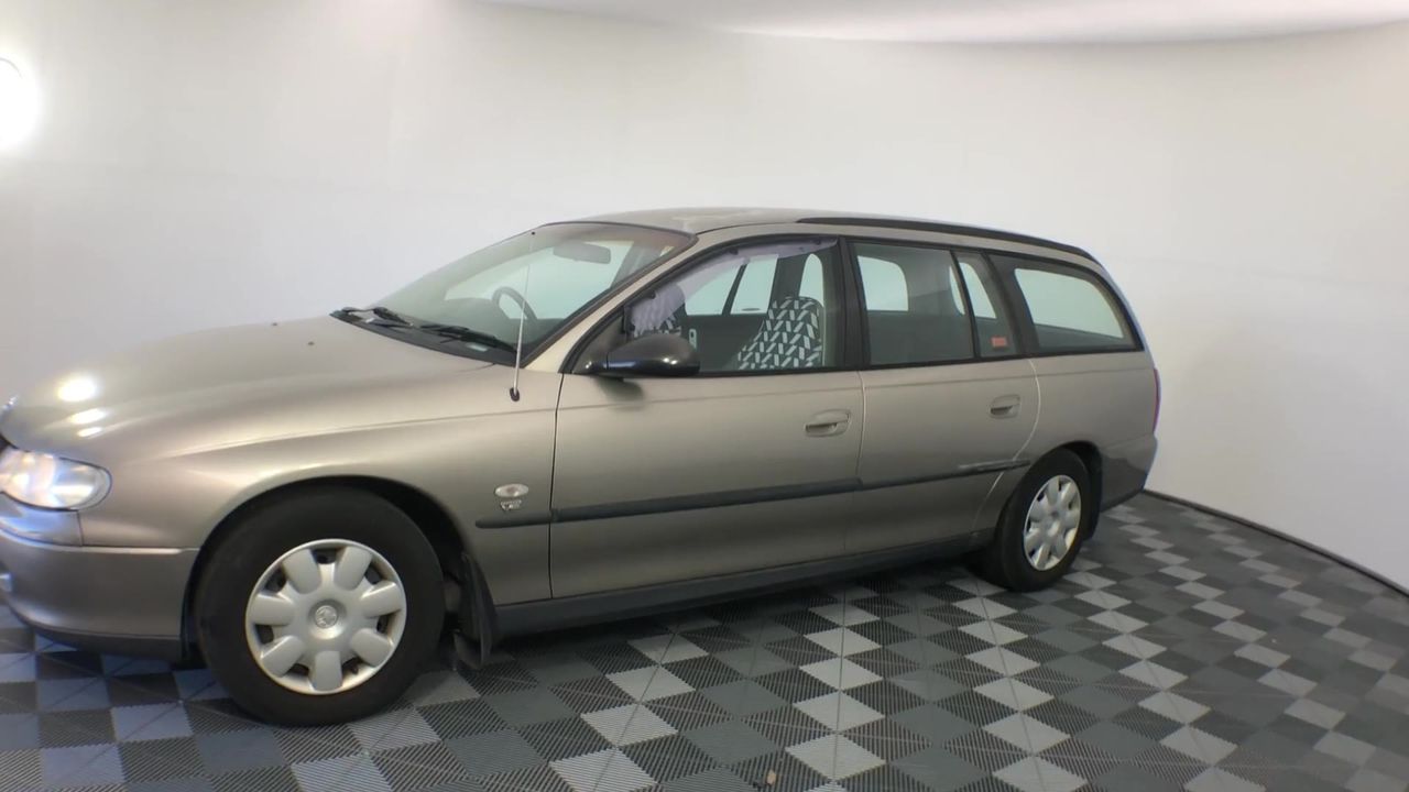 Stainless Steel Initial 'N' Bracelet with Simulated Diamonds - Yellow