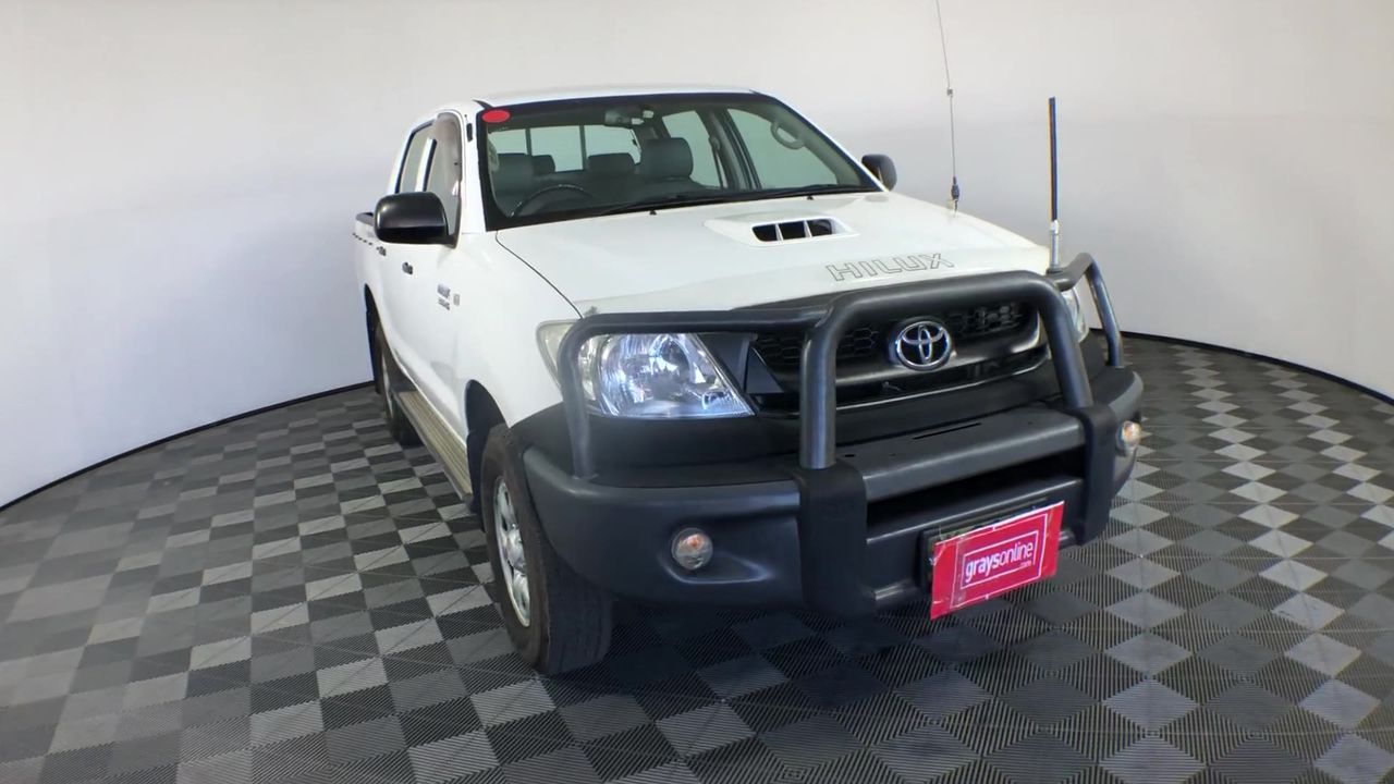 END OF LEASE AUCTION: 10" Carplay