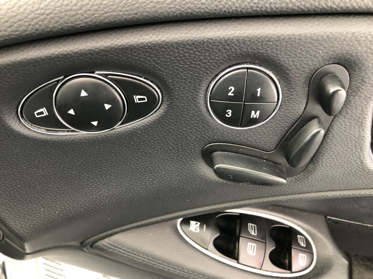 Kurgo Enhanced Strength Tru-Fit Dog Car Harness, Crash Tested, Steel Nestin