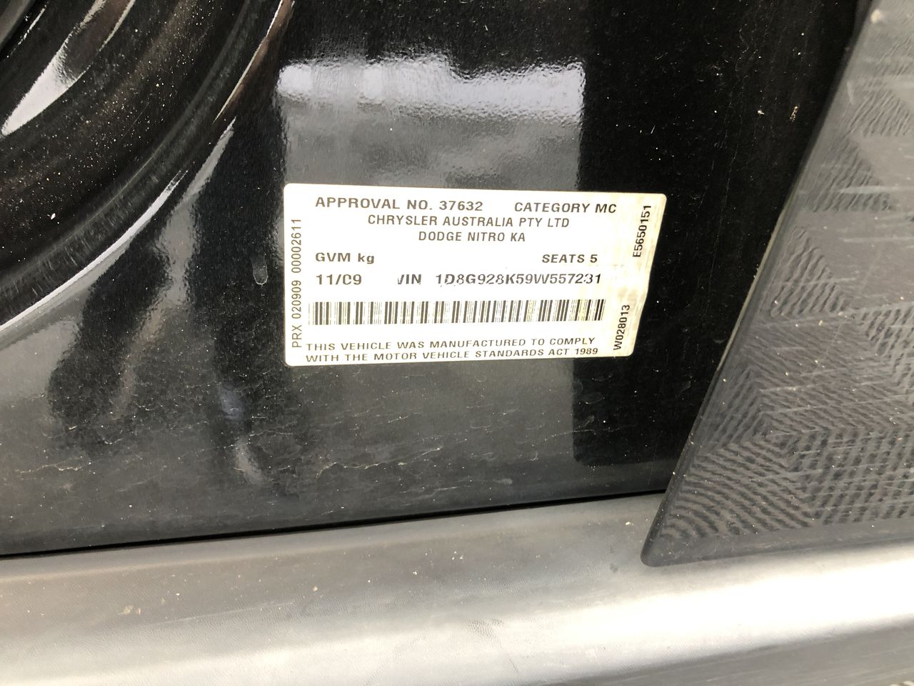 Night Merchant Gin Grapefruit And Soda Cans (24x 250mL) NSW