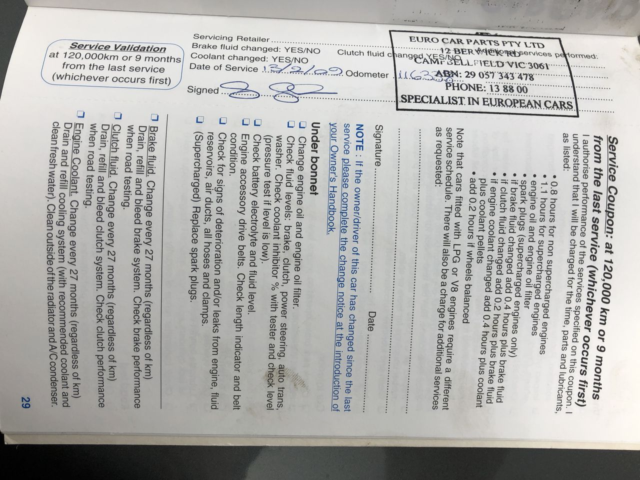 Lindeman's Gentleman's Collection Cabernet Sauvignon (6x 750mL).