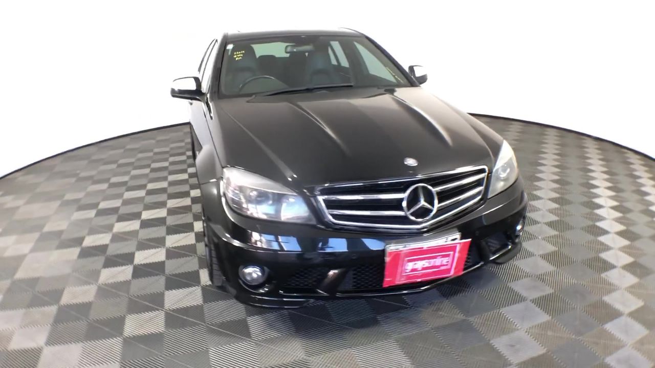 Upside Down Premium Cuvee NV (6x 750mL).