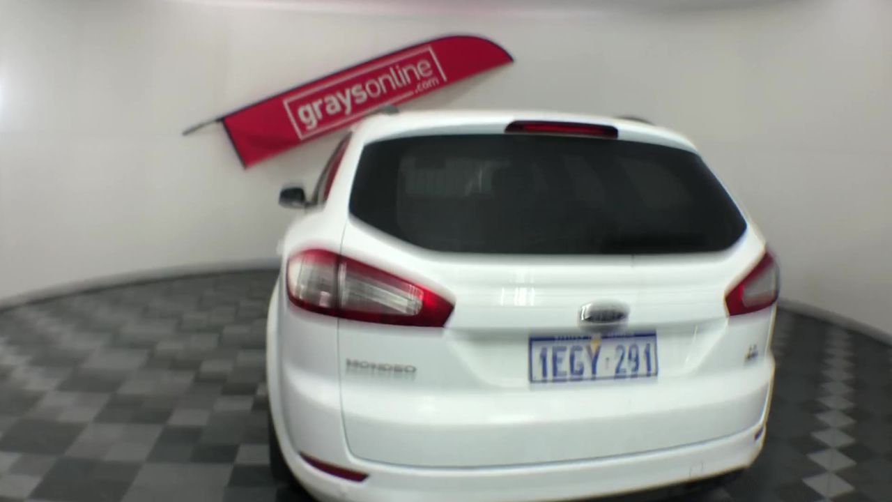 2015 Toyota Hilux SR (4x4) KUN26R Turbo Diesel Automatic Crew Cab Chassis