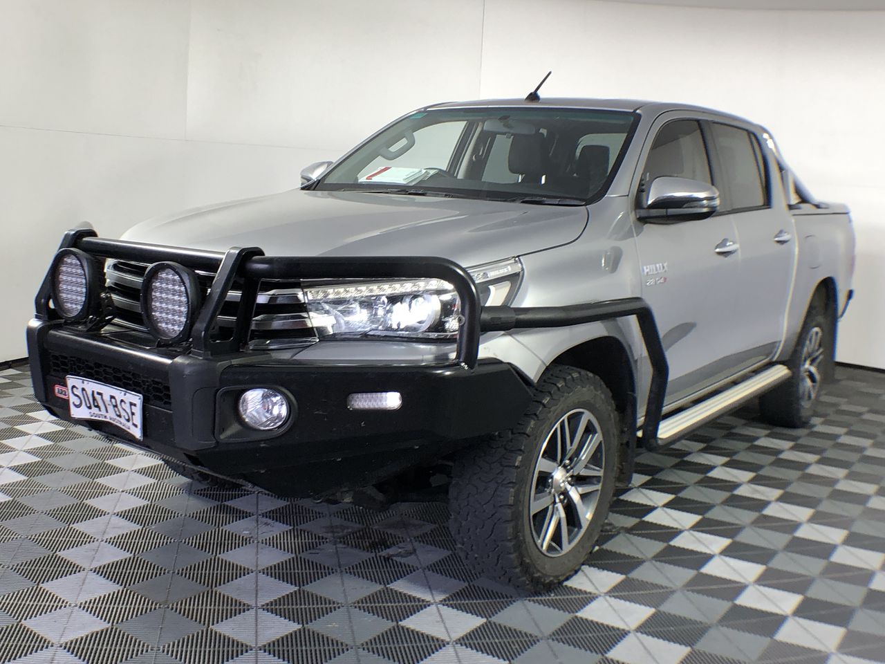 18K Gold-Filled 6mm Tennis Star Bracelet with Simulated Diamonds - 22.8cm