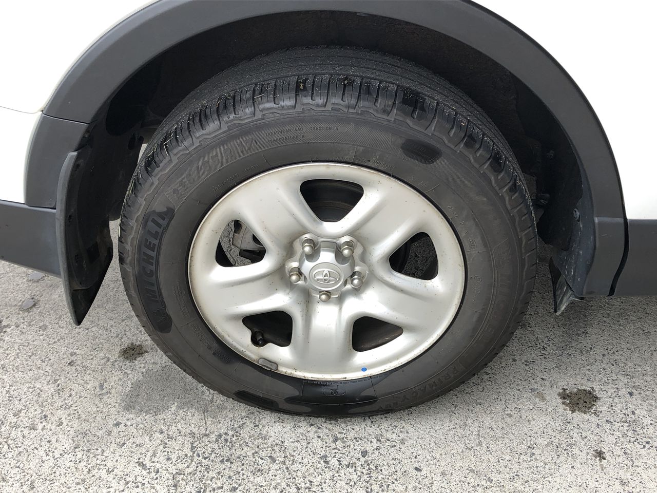 St Huberts The Stag Pinot Grigio (6x 750mL).