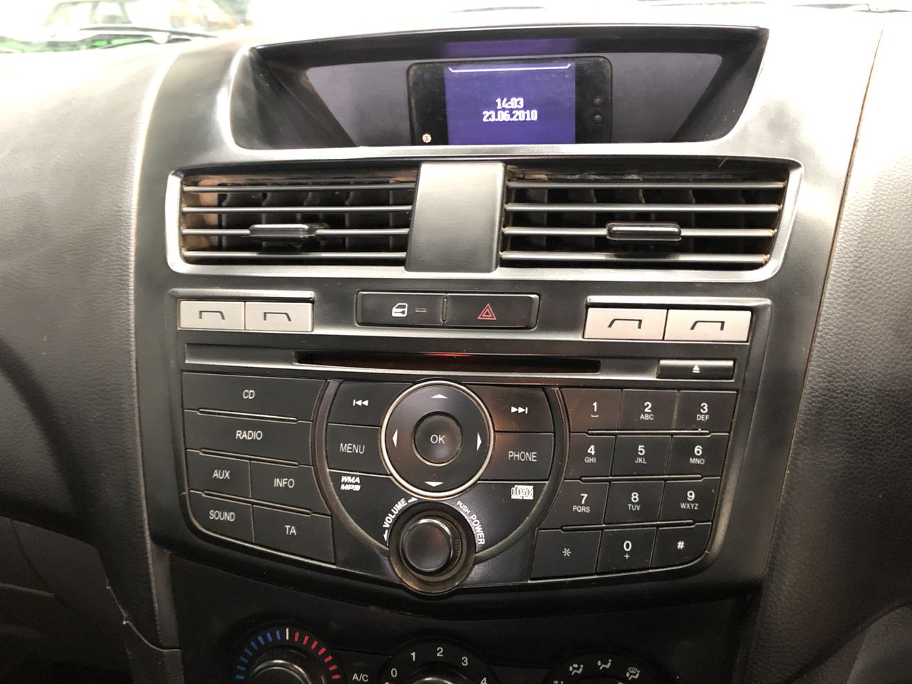 McGuigan Cellar Select Tempranillo 2018 (6x 750mL), SA.