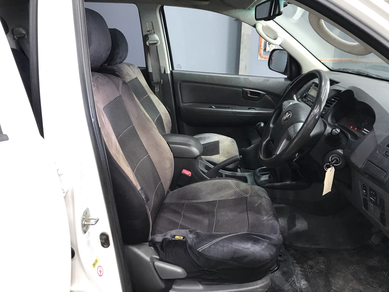 Designer Blue Green Love Heart Necklace & Earring Set in Silver