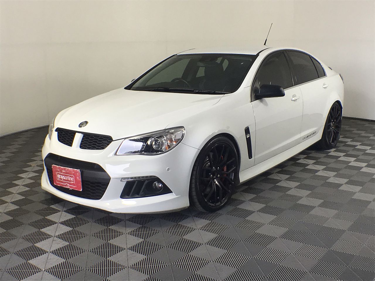 9 x Bulk Pack of Simulated Pearl, Diamond and Plain Earrings