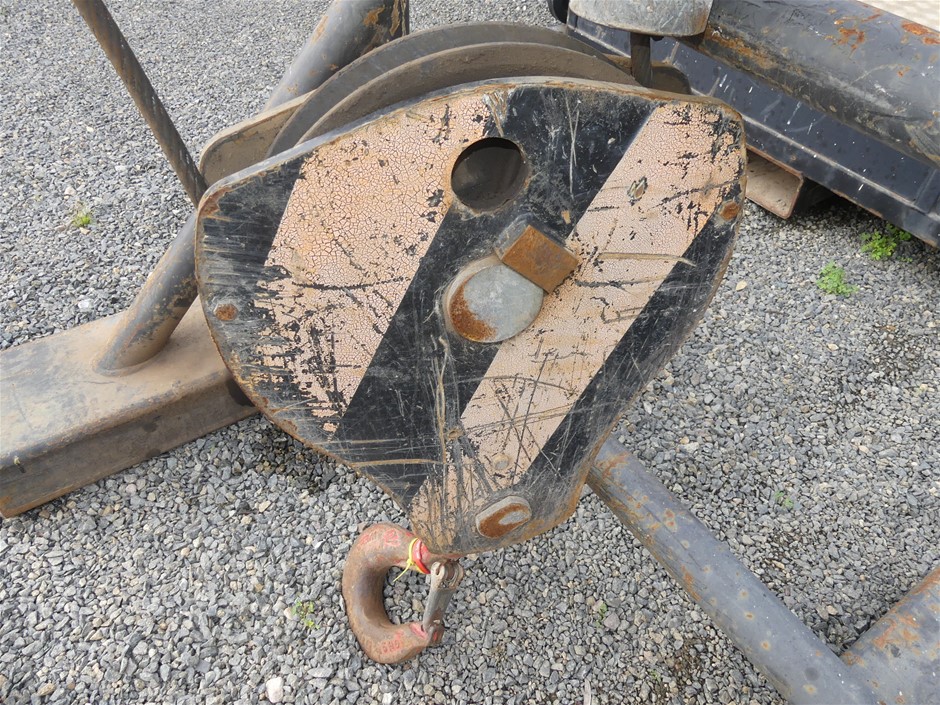 Hydraulic Tilting Mud Bucket to Suit 18-25T Excavator(Unused),