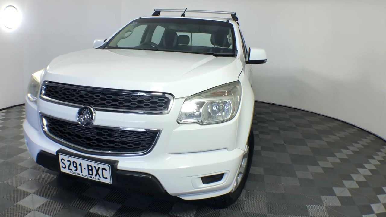 Wolf Blass Red Label Shiraz Cabernet Sauvignon (6x 750mL).