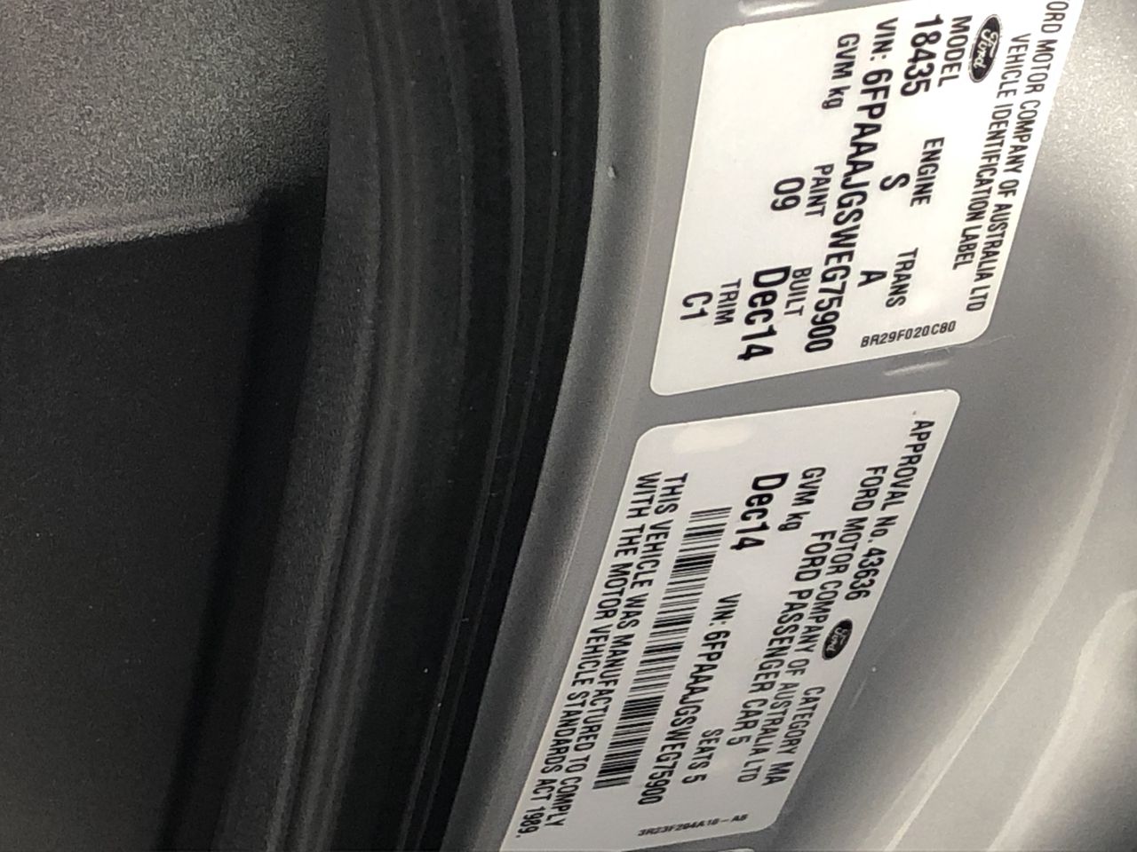 By The Vineyard Mixed Pack Pinot Grigio & Chardonnay (12x 750mL). SEA.