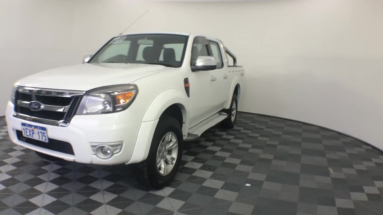 Cricket Pitch Red Blend 2015 (6x 750mL) SEA