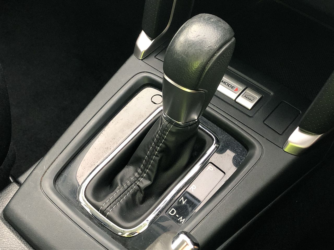 END OF LEASE SALE: 7" Portable Carplay