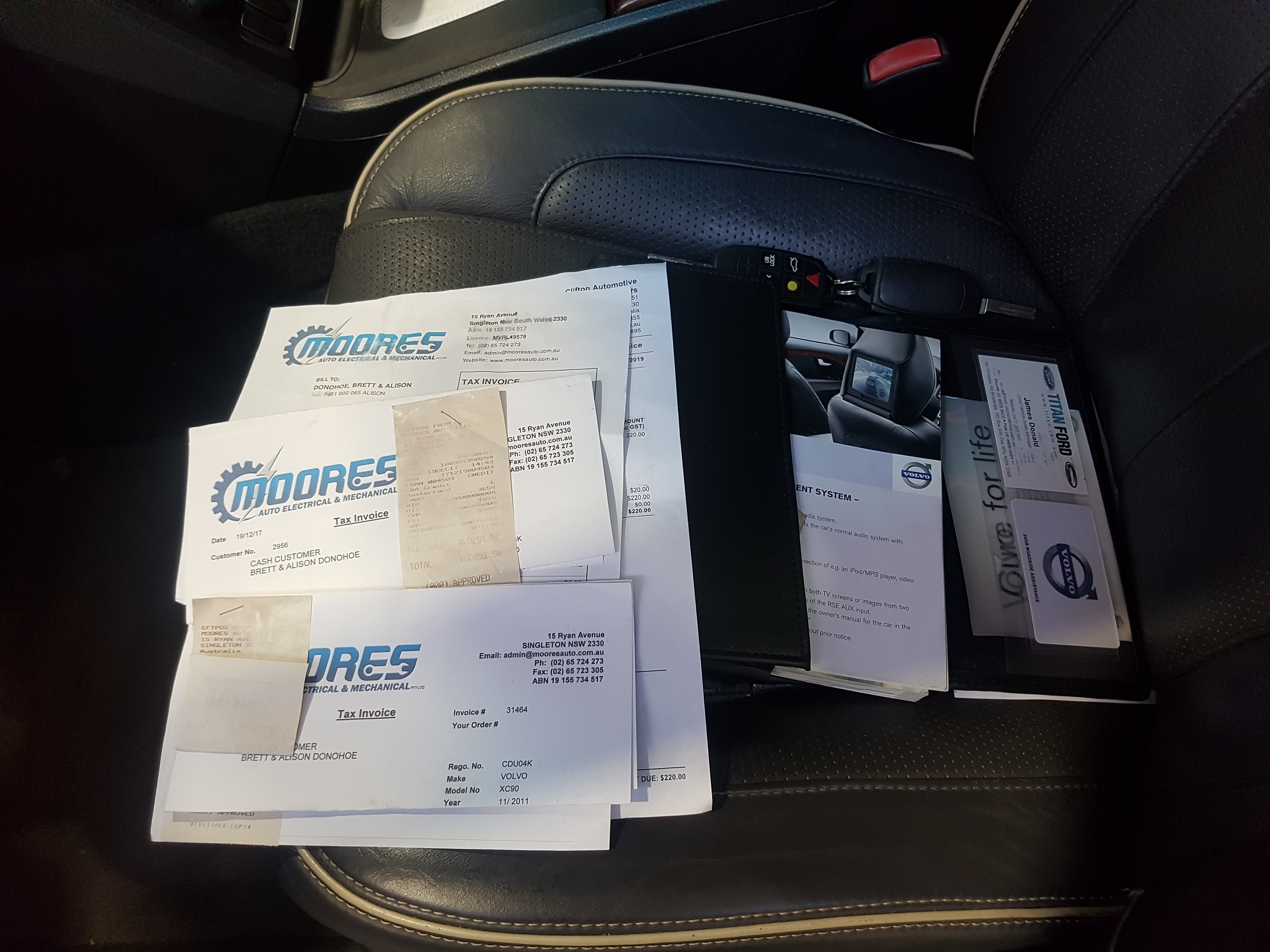 <p>Assorted Nuts Bolts and Screws Pallet Of</p>