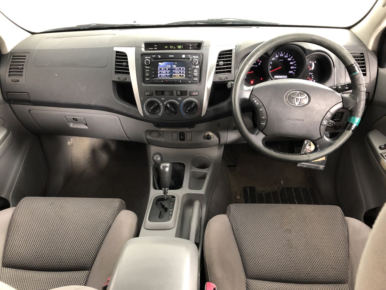 2008 Volkswagen Golf R32 Petrol