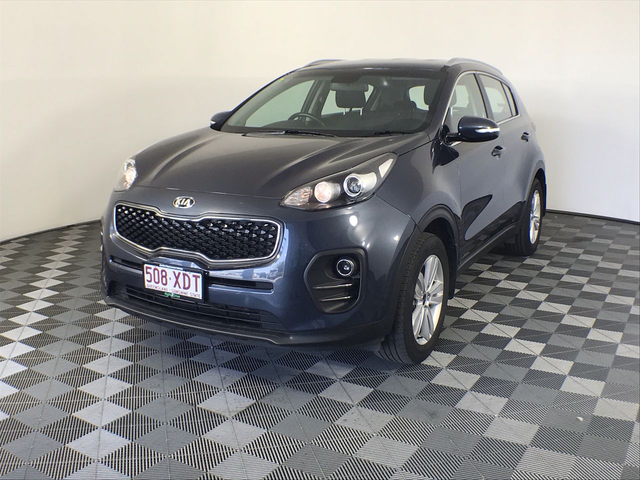 2016 Land Rover Discovery Sport SD4 HSE Auto AWD SUV