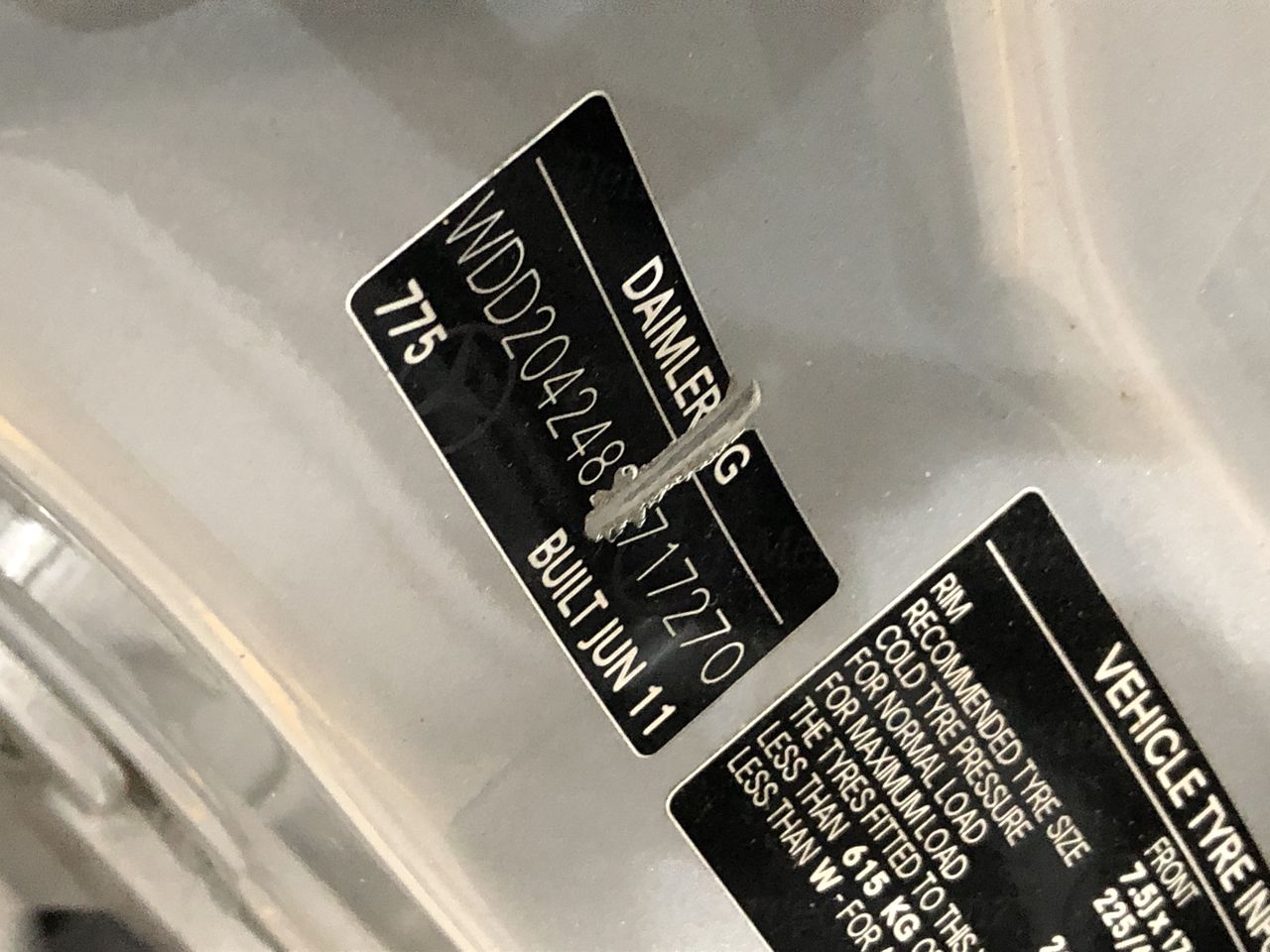 2.65 Carat White/off white diamond various bulk