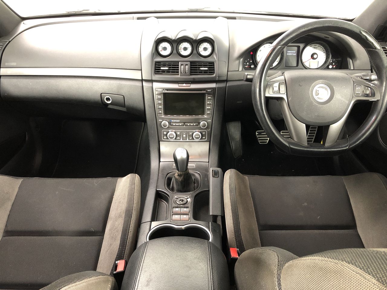 1995 Mitsubishi Delica  Petrol