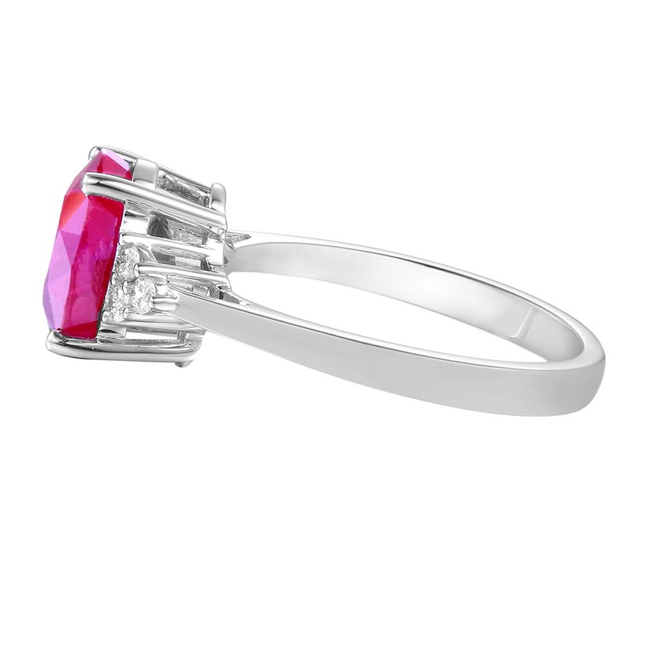 Yellow Gold Natural Garnet & Diamond Ring with Valuation